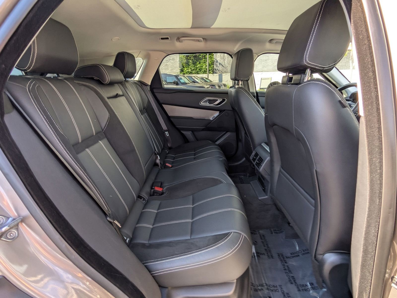 Used 2023 Land Rover Range Rover Velar S image 21