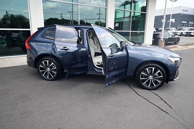 Used 2024 Volvo XC60 B5 Ultimate w/ Protection Package Premier AWD/4WD image 36