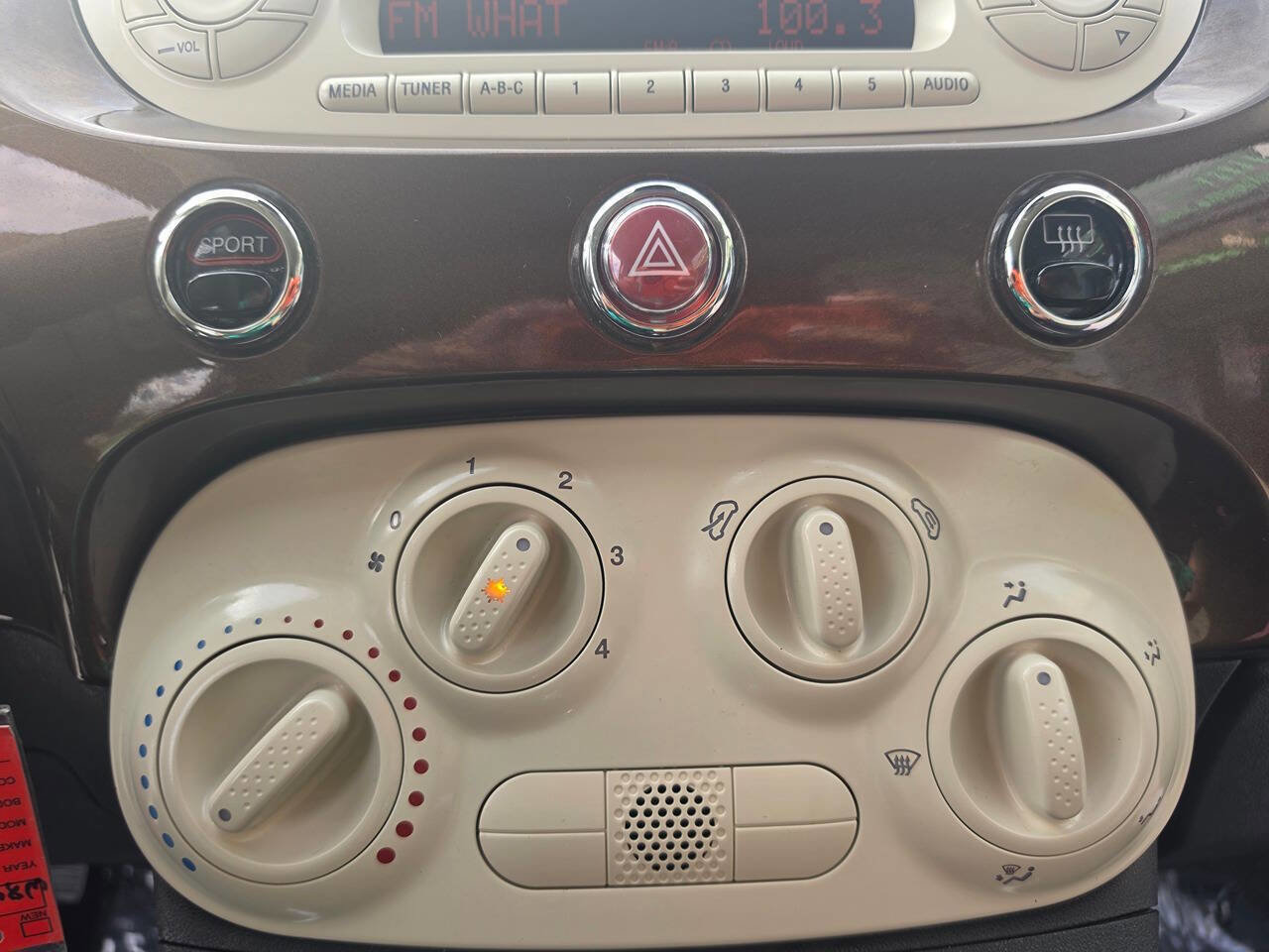 Used 2015 FIAT 500 Pop image 32