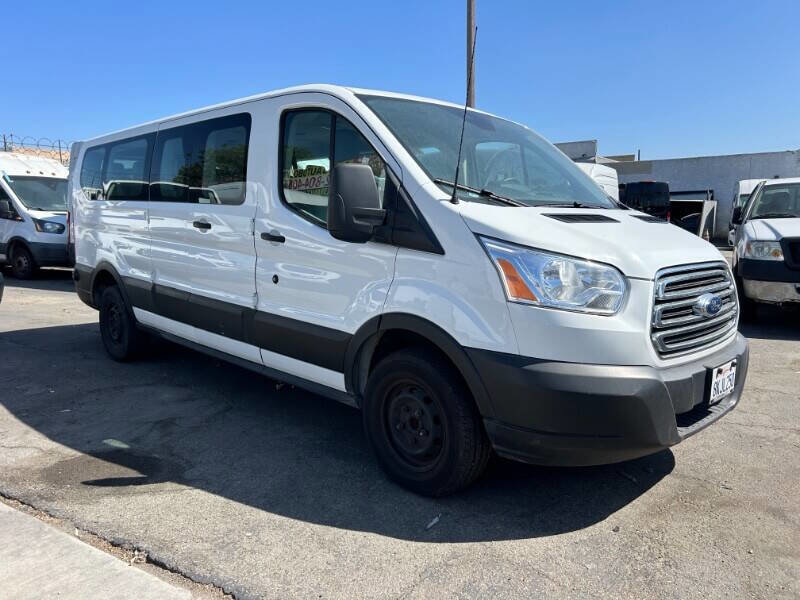 Used 2019 Ford Transit 350 XLT image 1