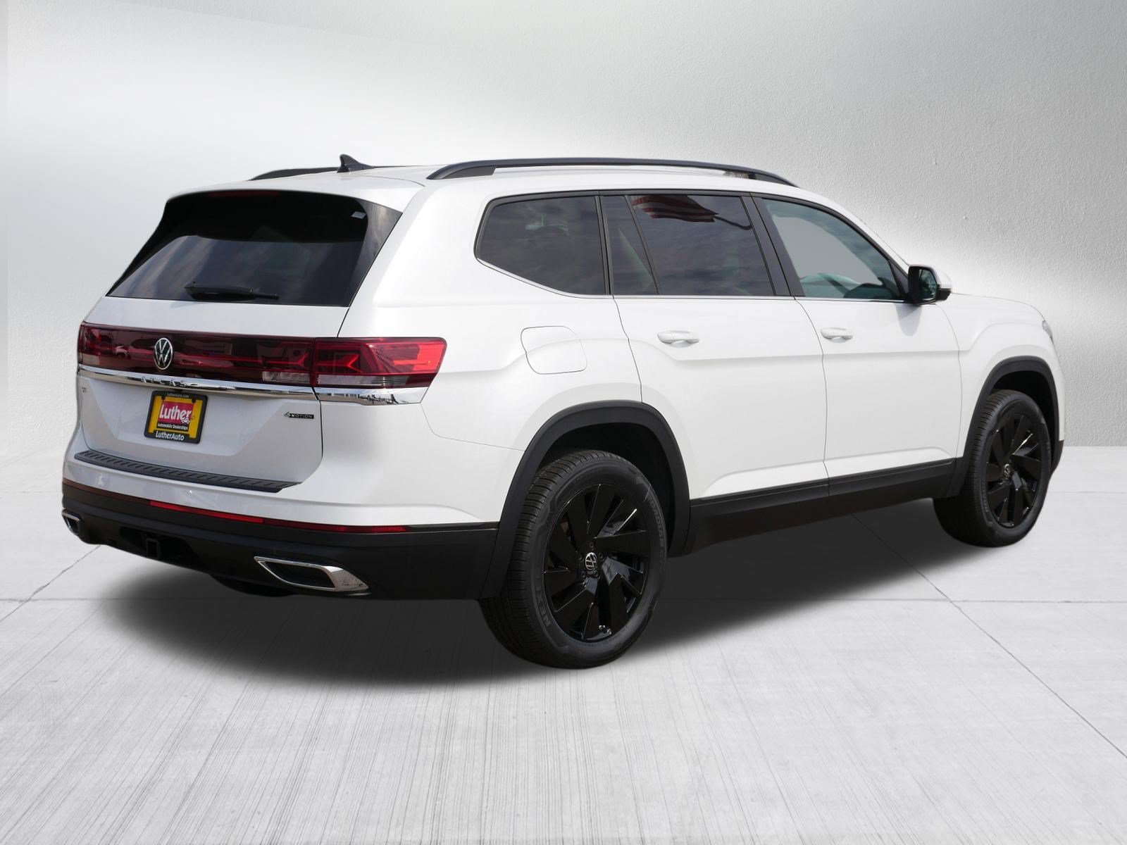 New 2026 Volkswagen Atlas SE AWD/4WD image 3