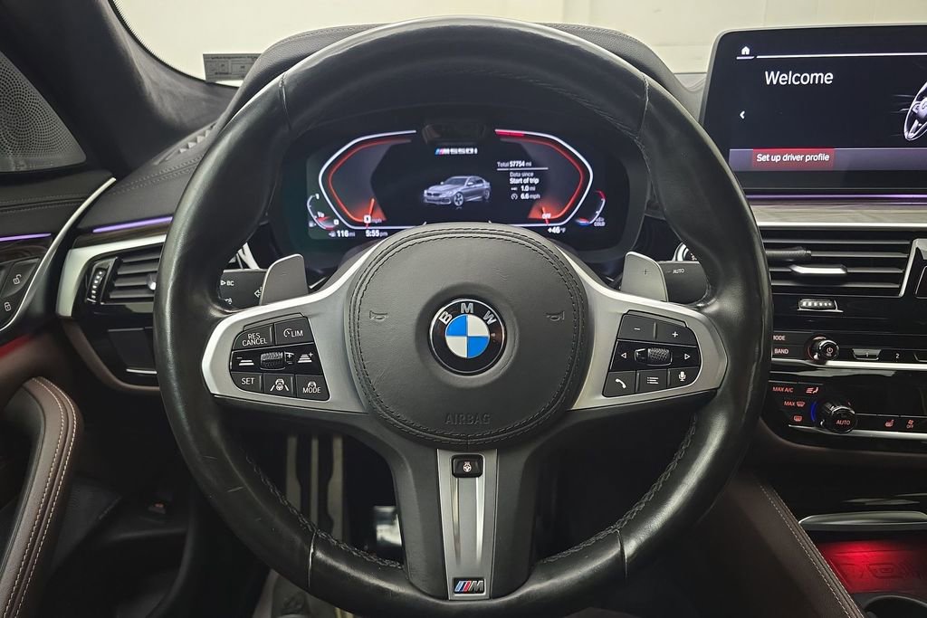 Used 2021 BMW M550i xDrive w/ Executive Package image 15