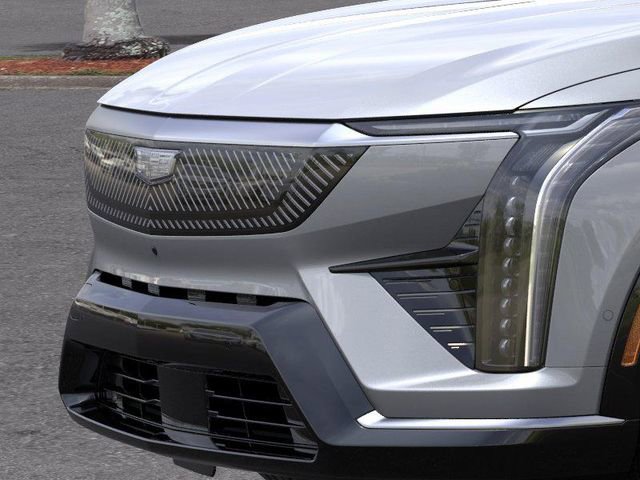 New 2026 Cadillac Optiq Luxury 2 RWD image 13