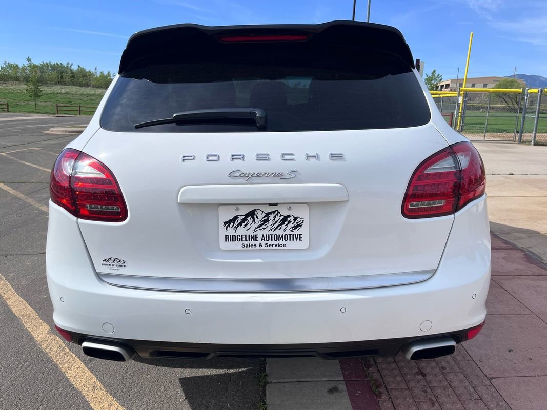Used 2013 Porsche Cayenne S AWD/4WD image 6