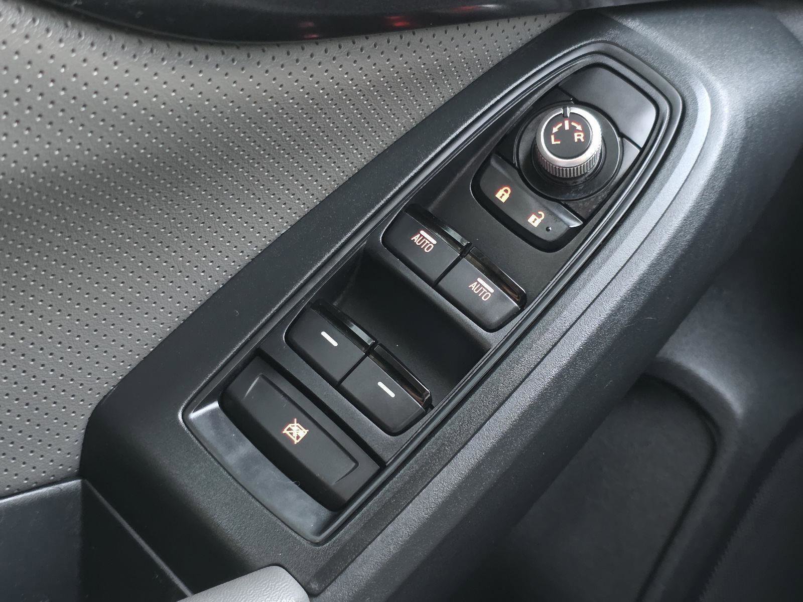 Used 2022 Subaru Crosstrek 2.5i Sport w/ Moonroof Package image 9