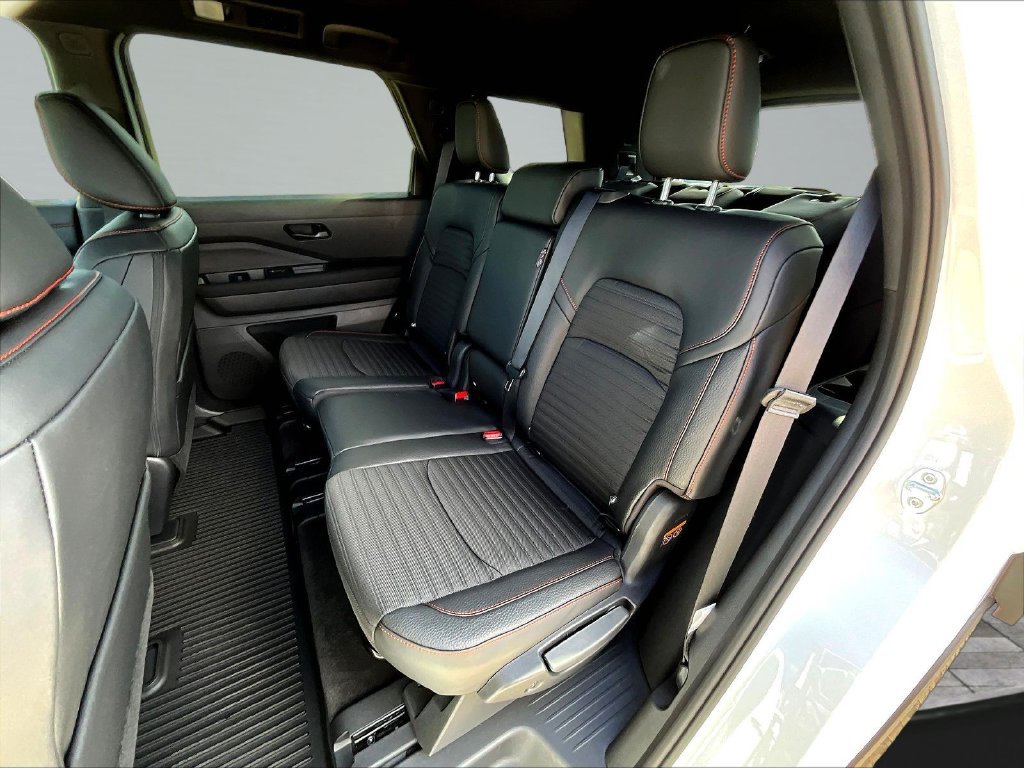 New 2026 Nissan Pathfinder Rock Creek AWD/4WD image 29