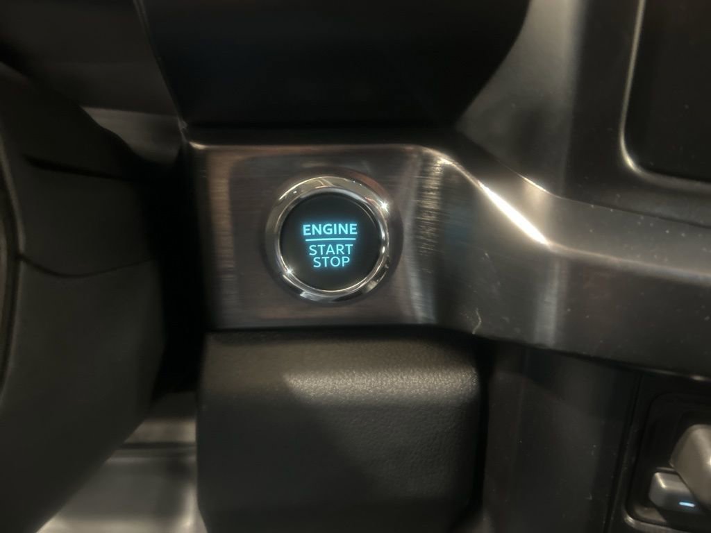 New 2026 Ford F350 4x4 Crew Cab Super Duty image 14