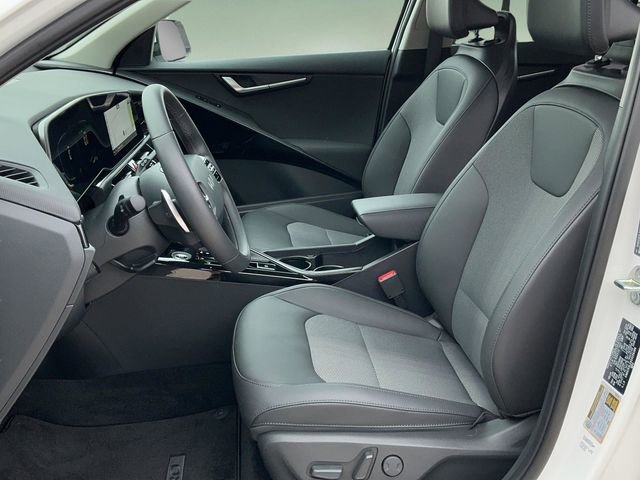 Certified 2025 Kia Niro EX Touring image 12