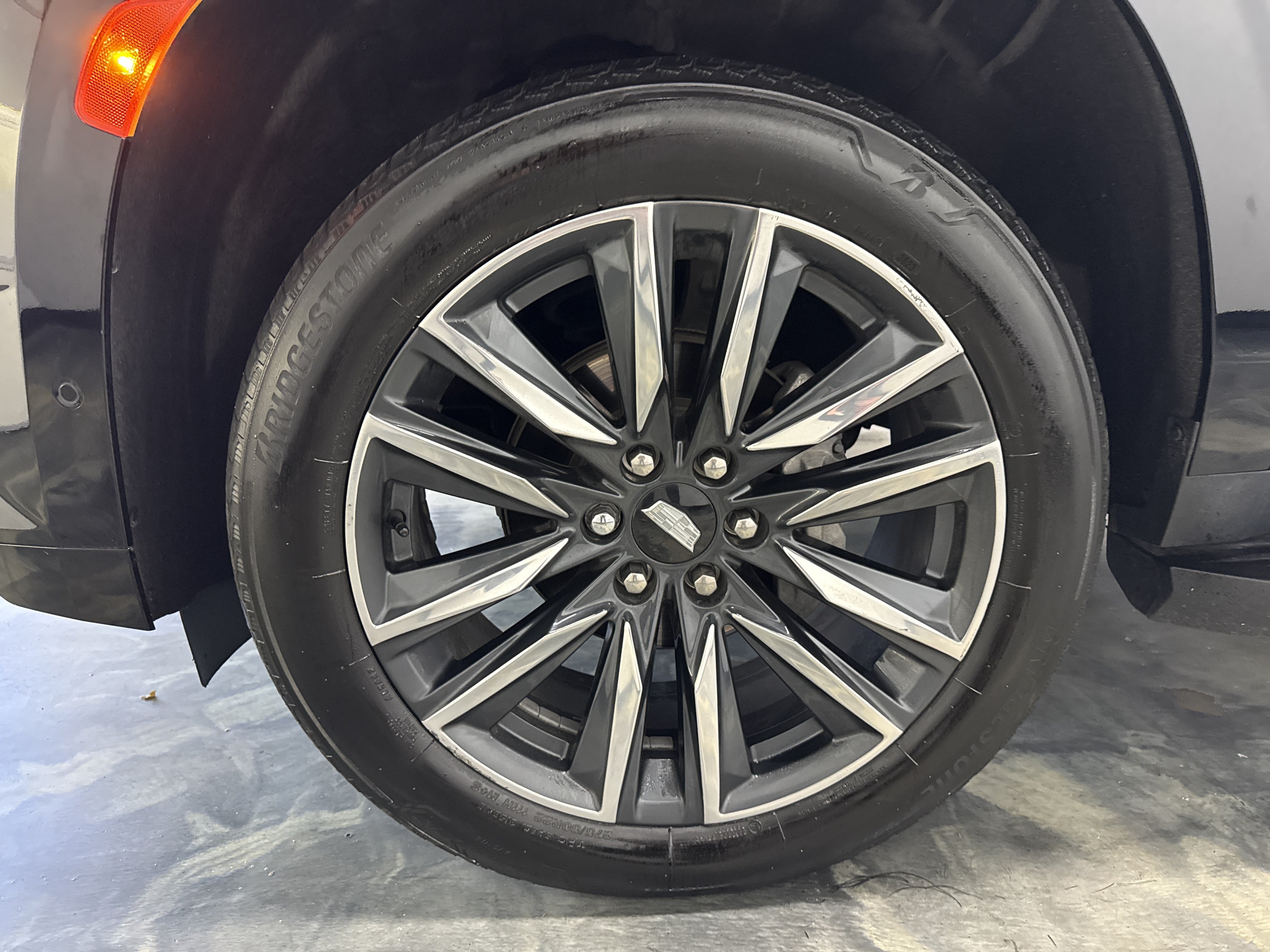 Used 2023 Cadillac Escalade Sport w/ LPO, Floor Liner Package AWD/4WD image 36