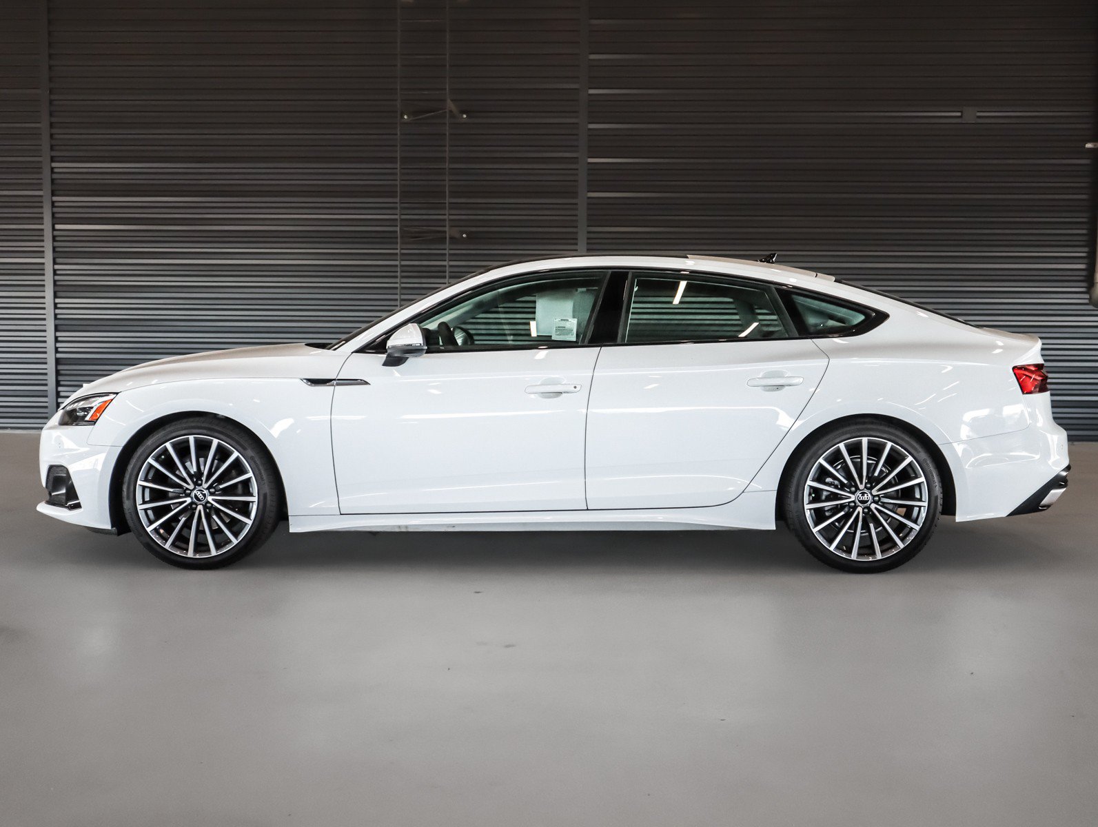 Used 2023 Audi A5 2.0T Premium Plus w/ Premium Plus AWD/4WD image 15