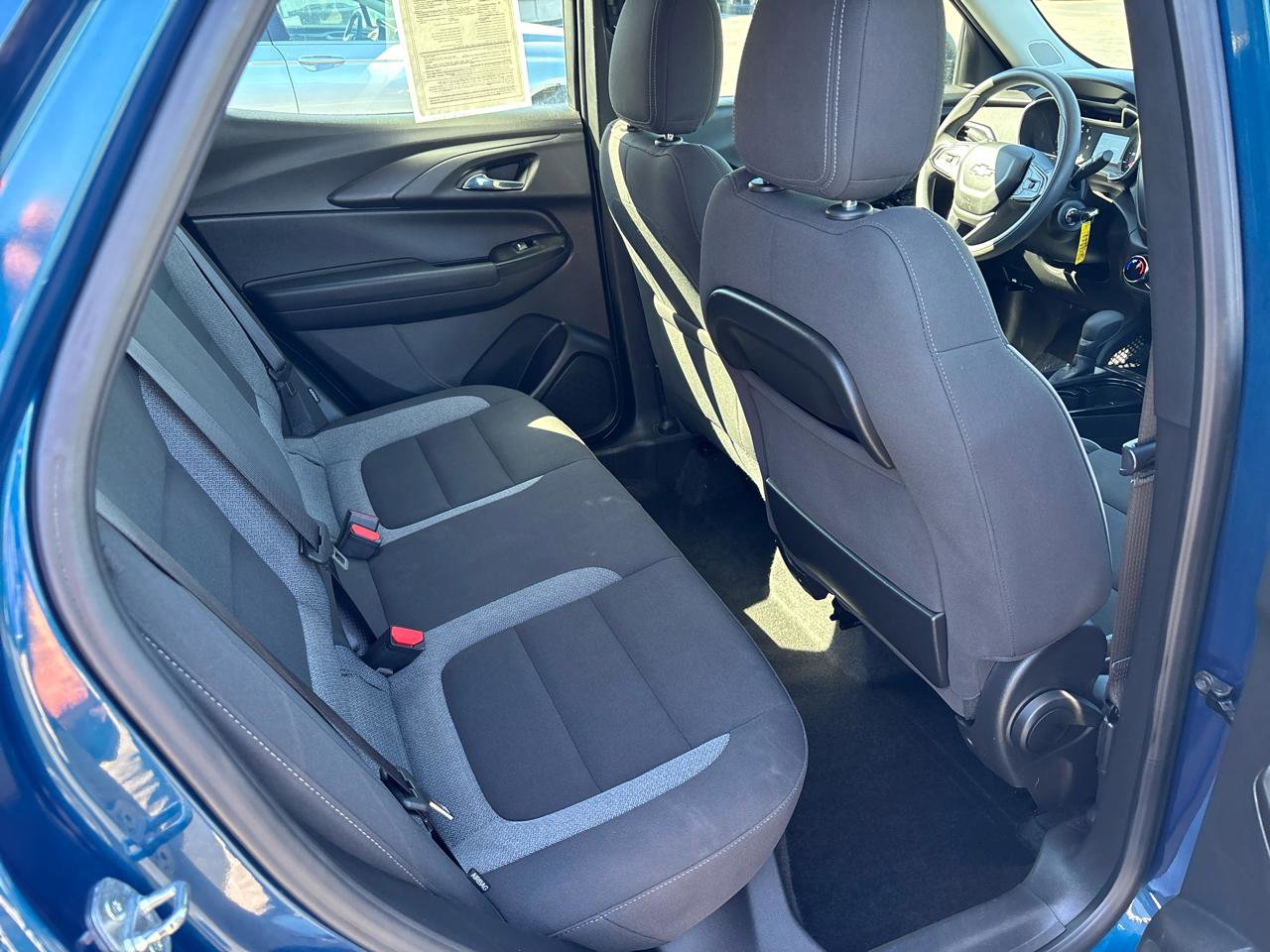 Used 2021 Chevrolet TrailBlazer LS FWD image 30