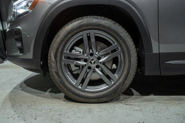 Certified 2026 Mercedes-Benz GLB 250 4MATIC image 7