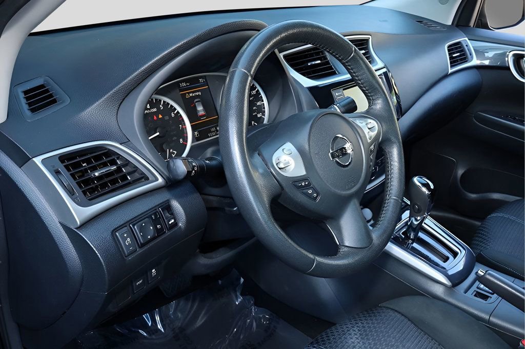 Used 2019 Nissan Sentra SR image 15