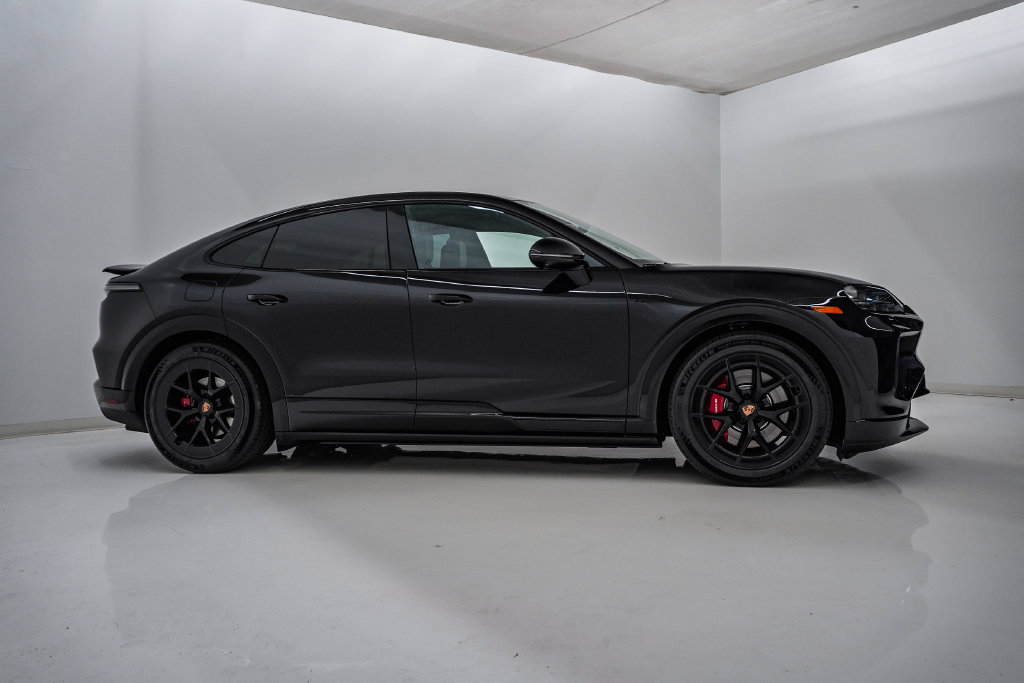 New 2026 Porsche Cayenne S AWD/4WD image 9