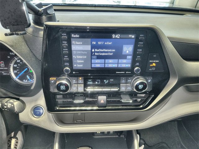 Used 2021 Toyota Highlander XLE image 16