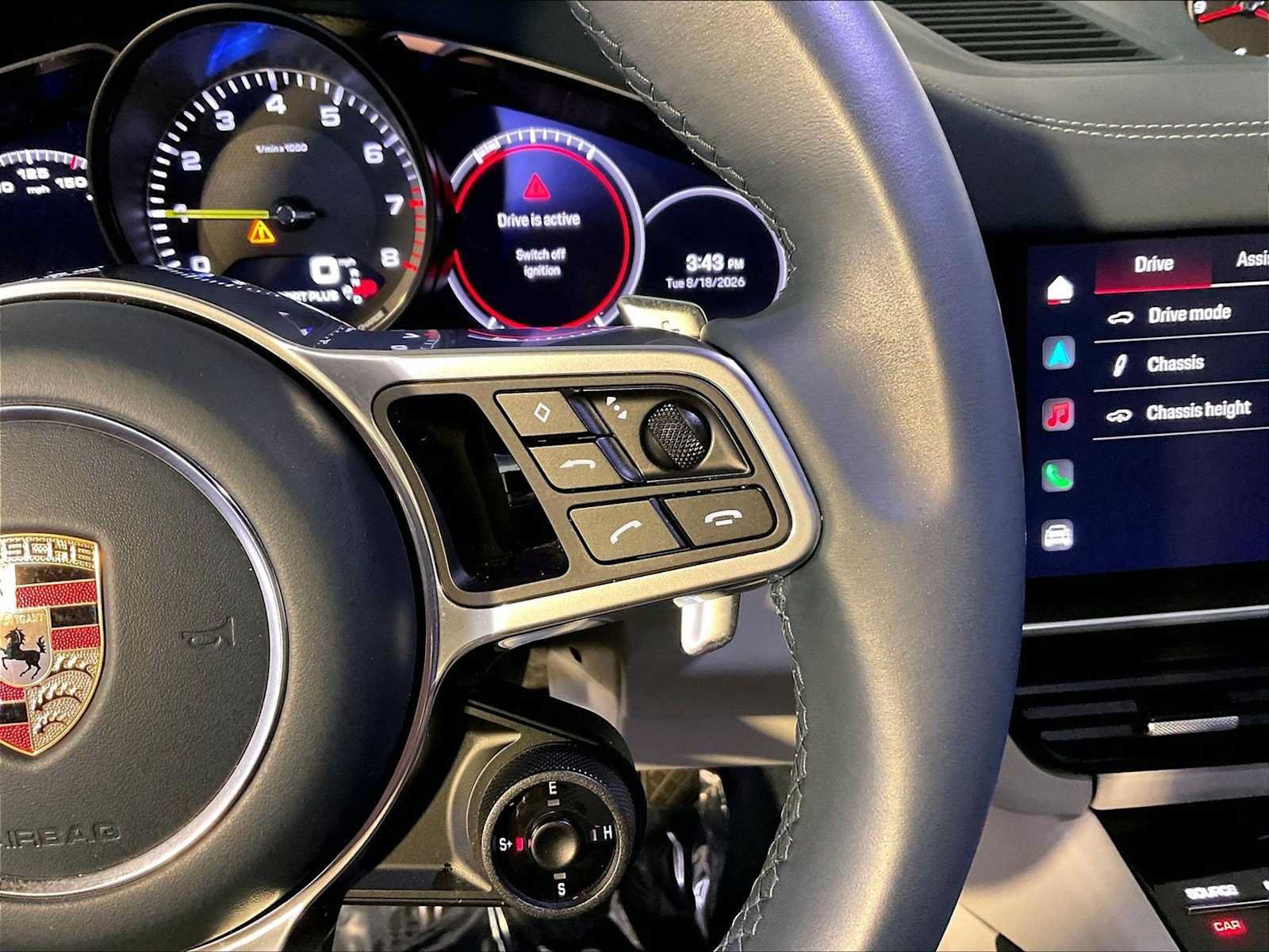 Certified 2023 Porsche Cayenne AWD/4WD image 28