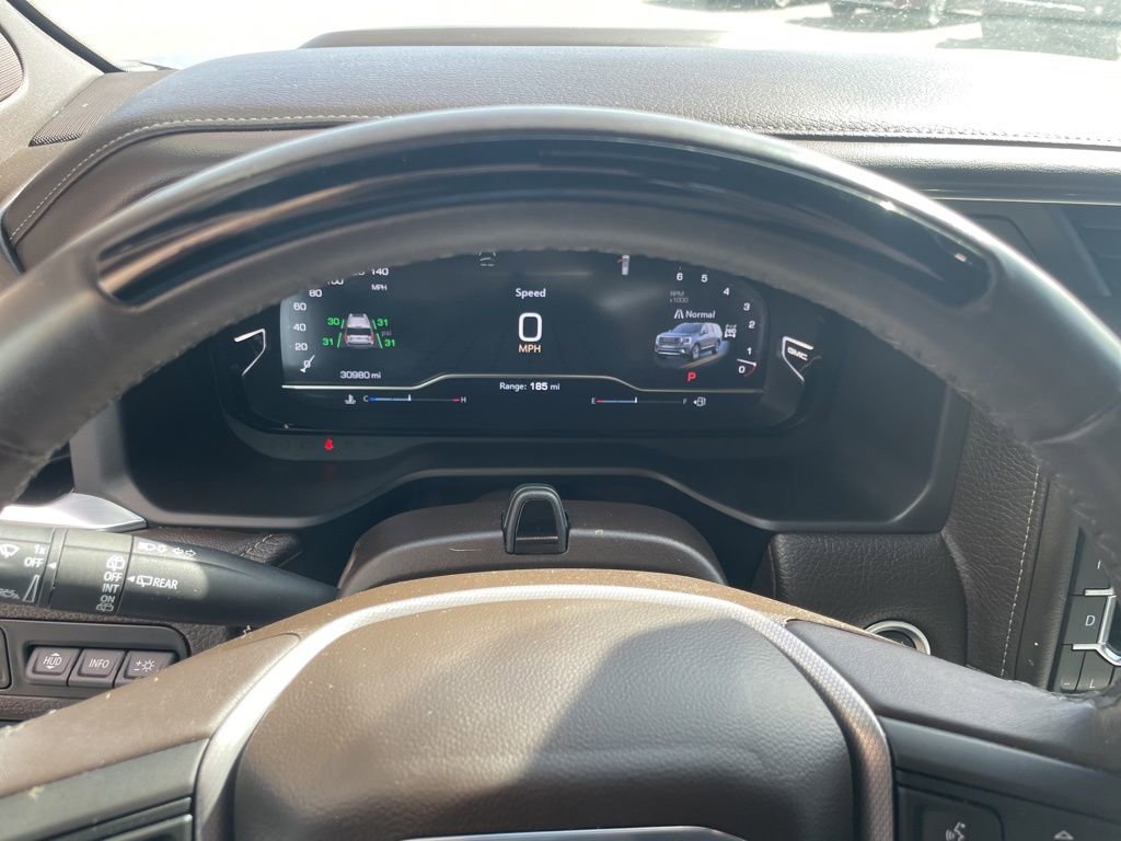 Used 2024 GMC Yukon XL Denali w/ Advanced Technology Package image 56