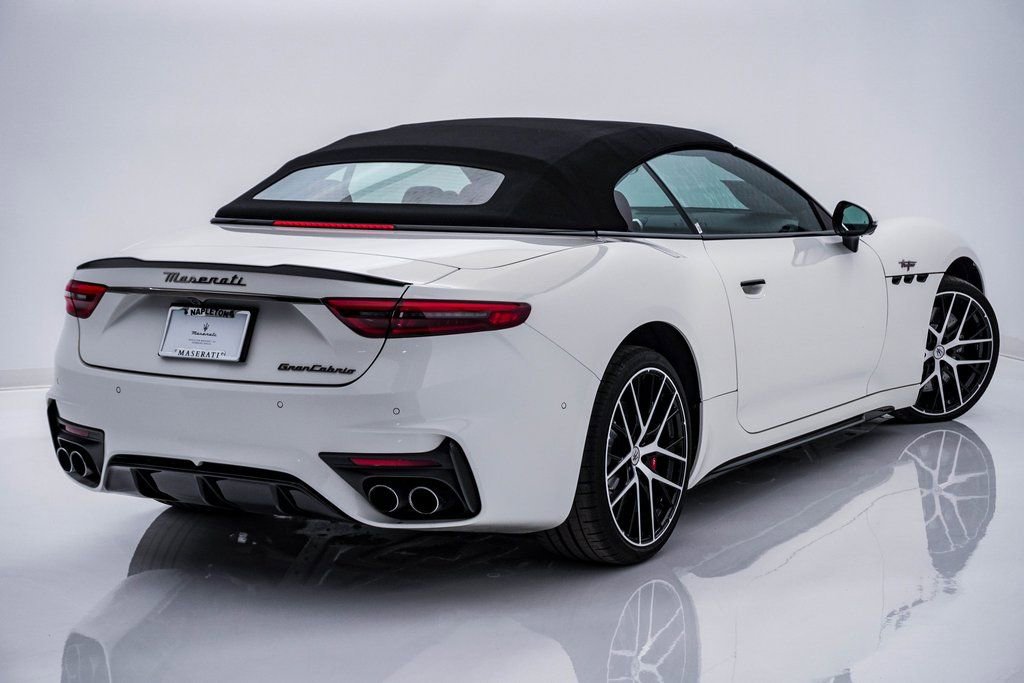 Certified 2024 Maserati GranCabrio Trofeo image 8