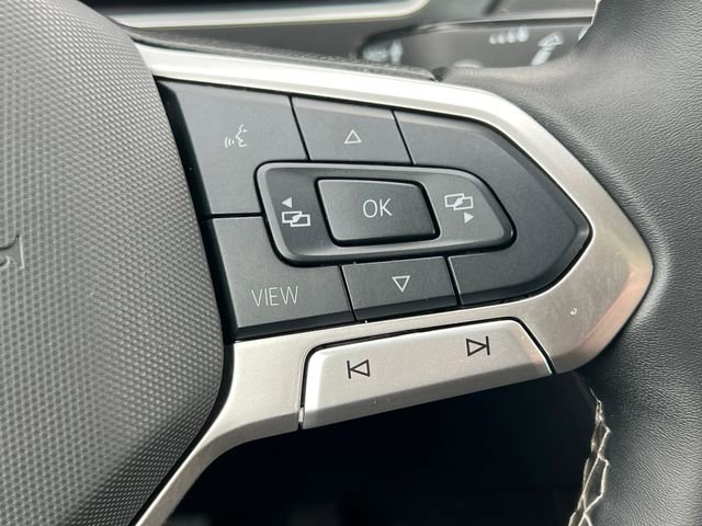 Used 2024 Volkswagen Tiguan SE image 22