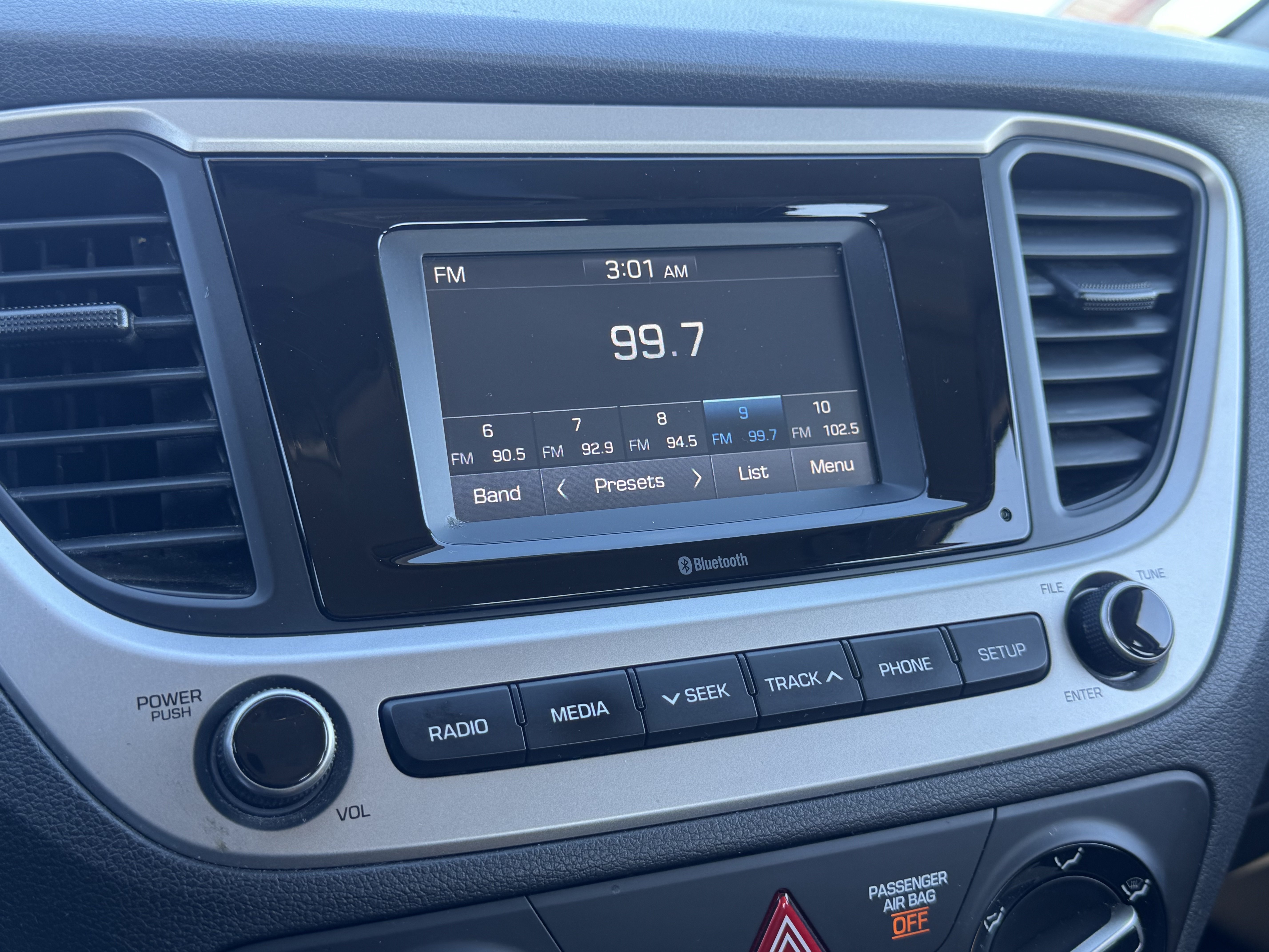 Used 2019 Hyundai Accent SE FWD image 25