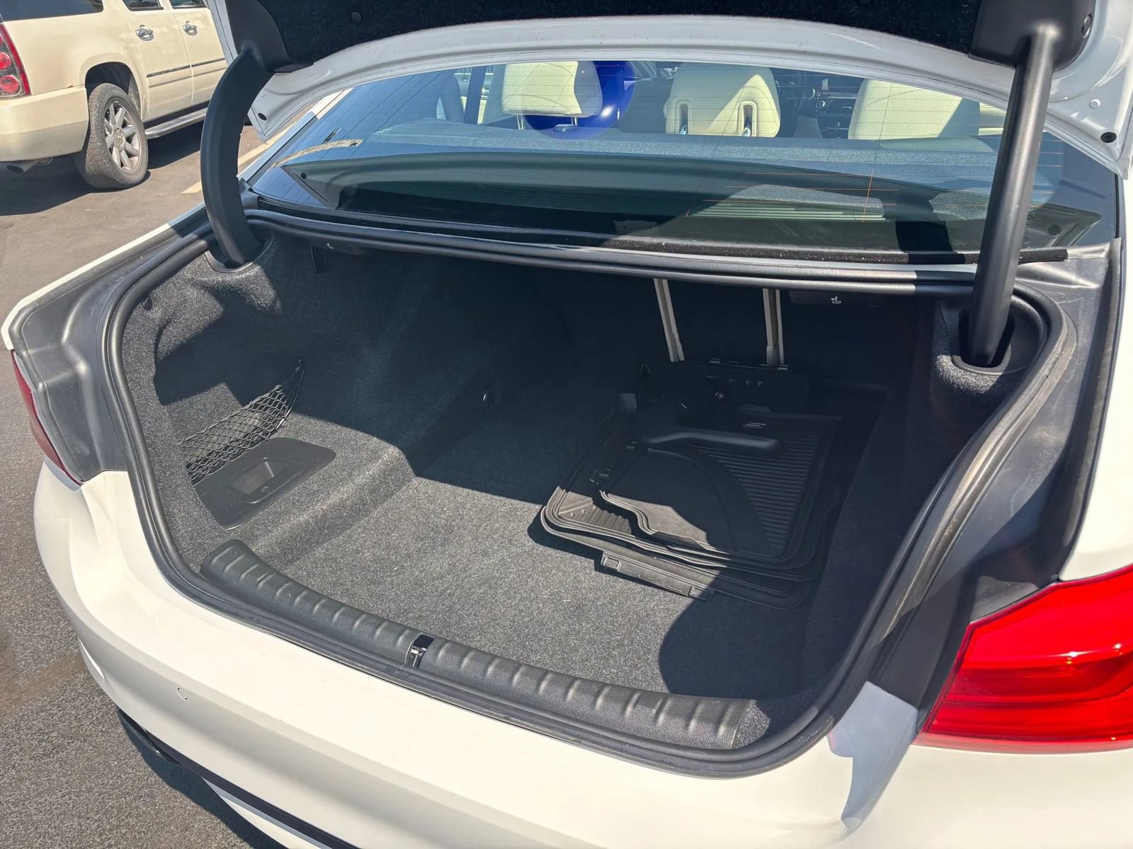 Used 2018 BMW 540i xDrive image 22