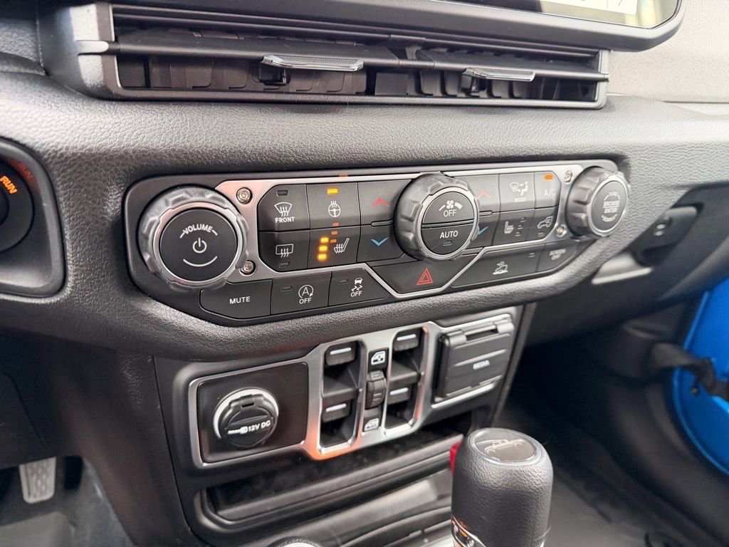 New 2026 Jeep Gladiator Sport image 25