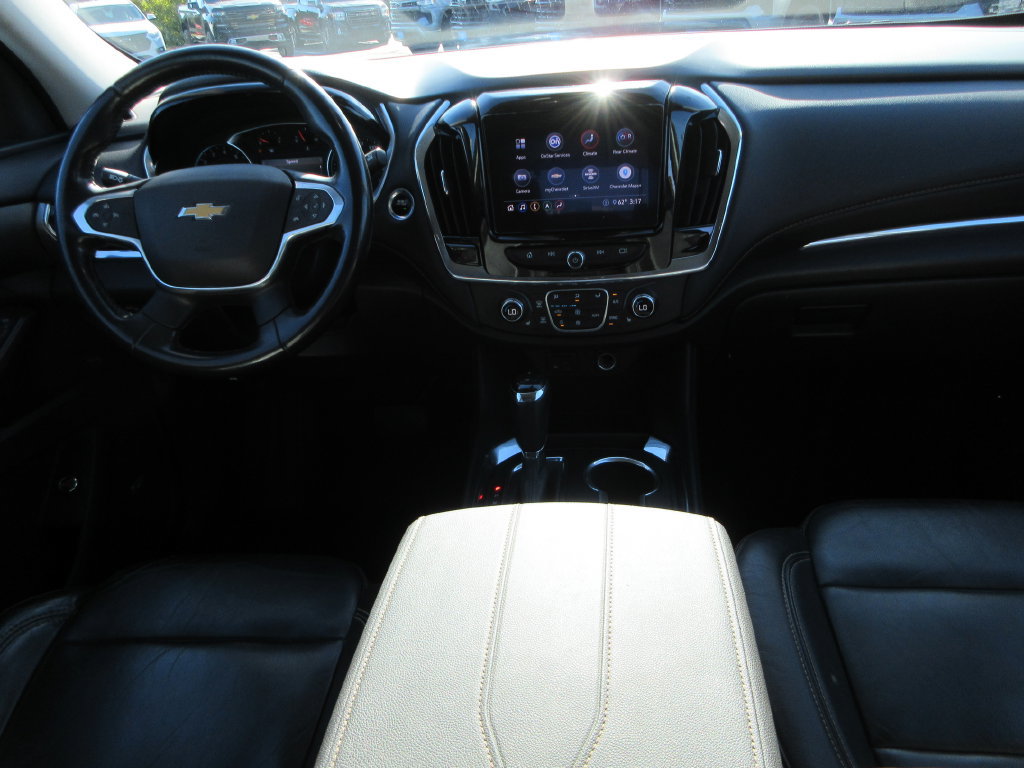 Certified 2020 Chevrolet Traverse LT w/ LT Premium Package FWD image 16
