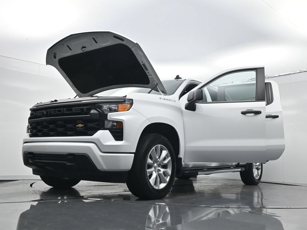 Used 2024 Chevrolet Silverado 1500 Custom RWD image 30