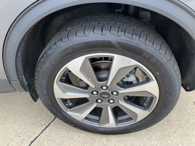 Used 2023 Ford Escape Platinum image 26