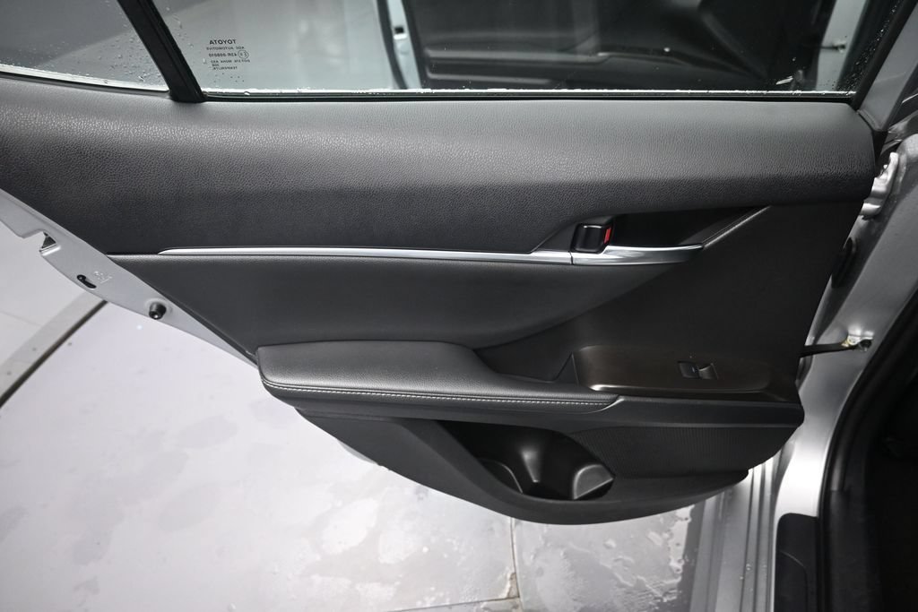 Used 2024 Toyota Camry XSE FWD image 27