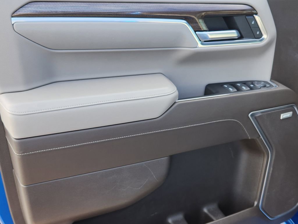 Used 2022 Chevrolet Silverado 1500 RST w/ Convenience Package II image 6