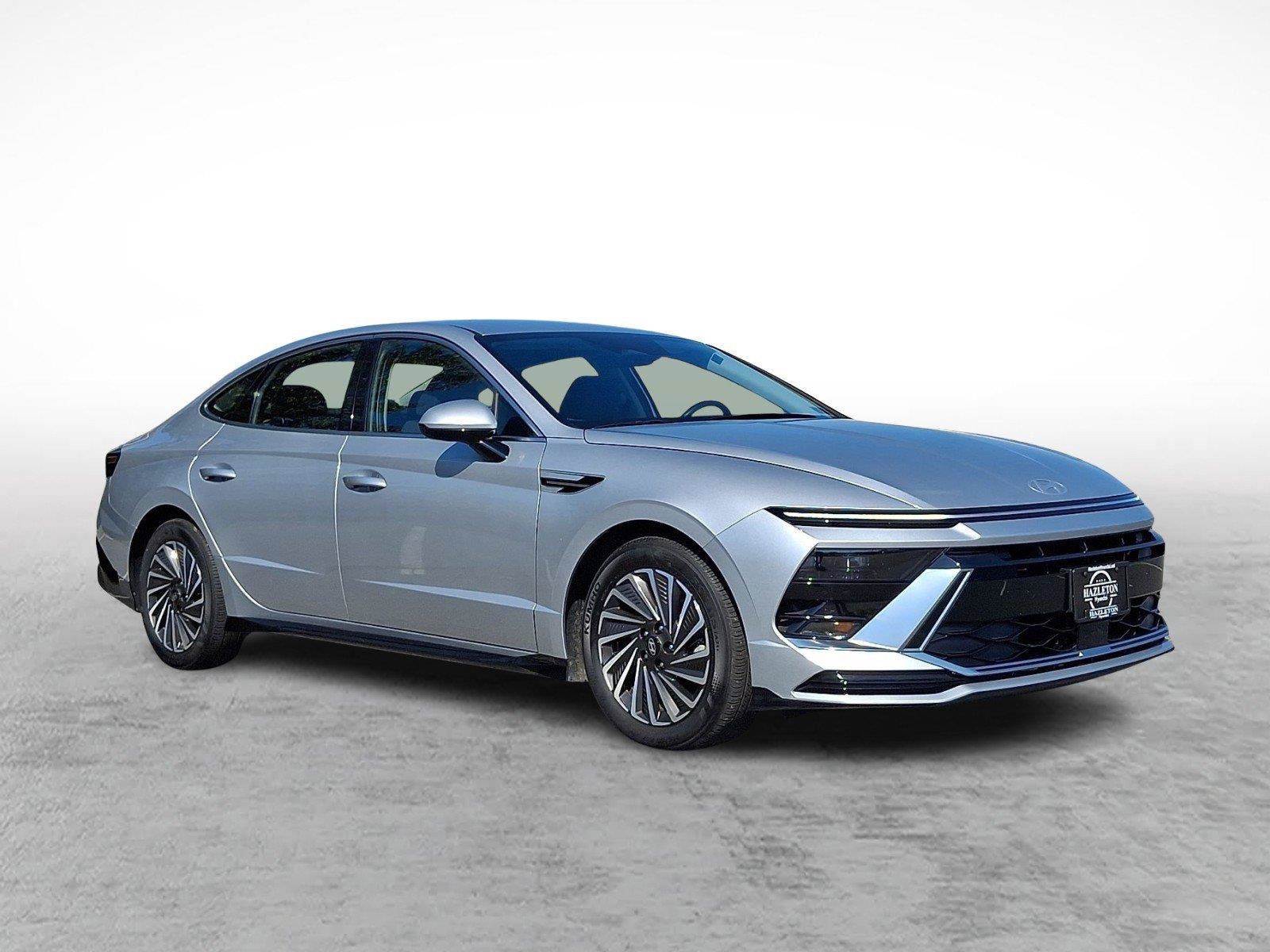 Used 2025 Hyundai Sonata SEL FWD image 1