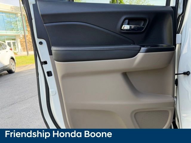 Used 2018 Honda Ridgeline RTL-E image 38