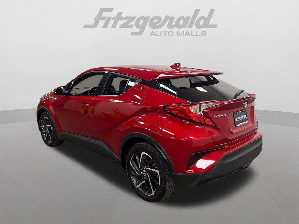 Used 2022 Toyota C-HR Limited FWD image 3