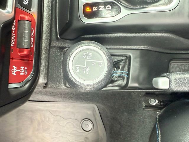 Used 2023 Jeep Wrangler Unlimited Rubicon 4xe w/ Safety Group AWD/4WD image 14