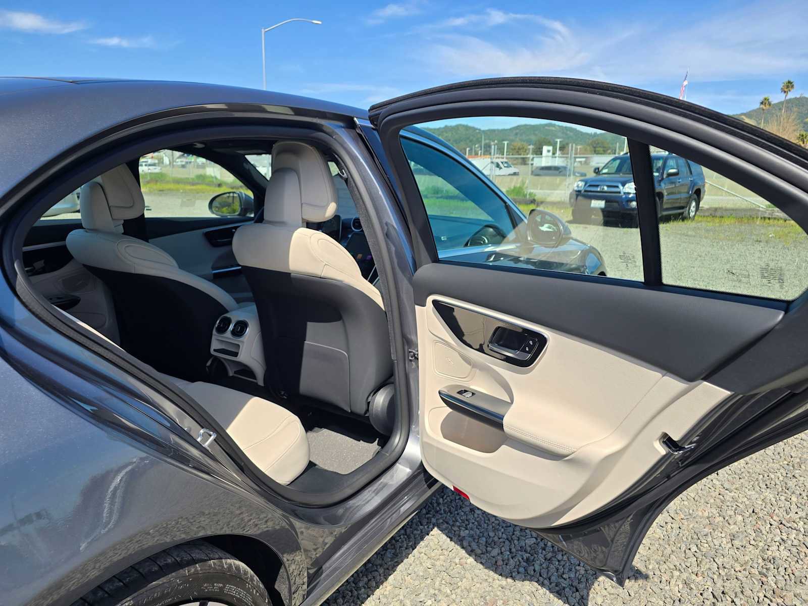 Used 2026 Mercedes-Benz C 300 Sedan image 14