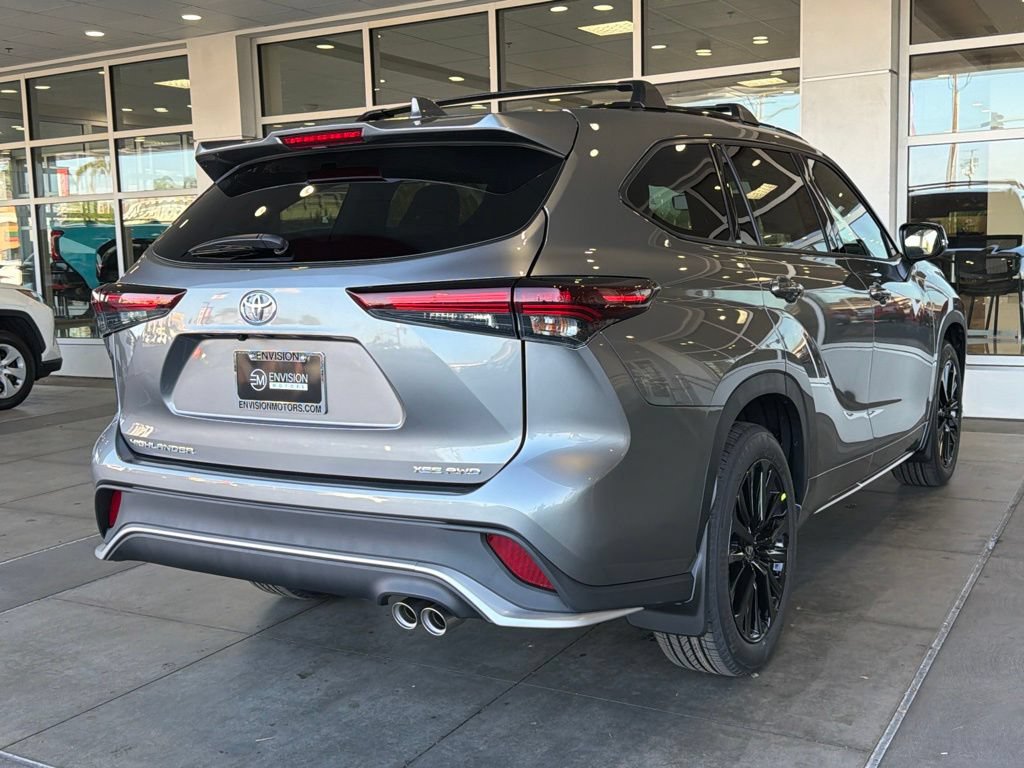New 2026 Toyota Highlander XSE AWD/4WD image 13