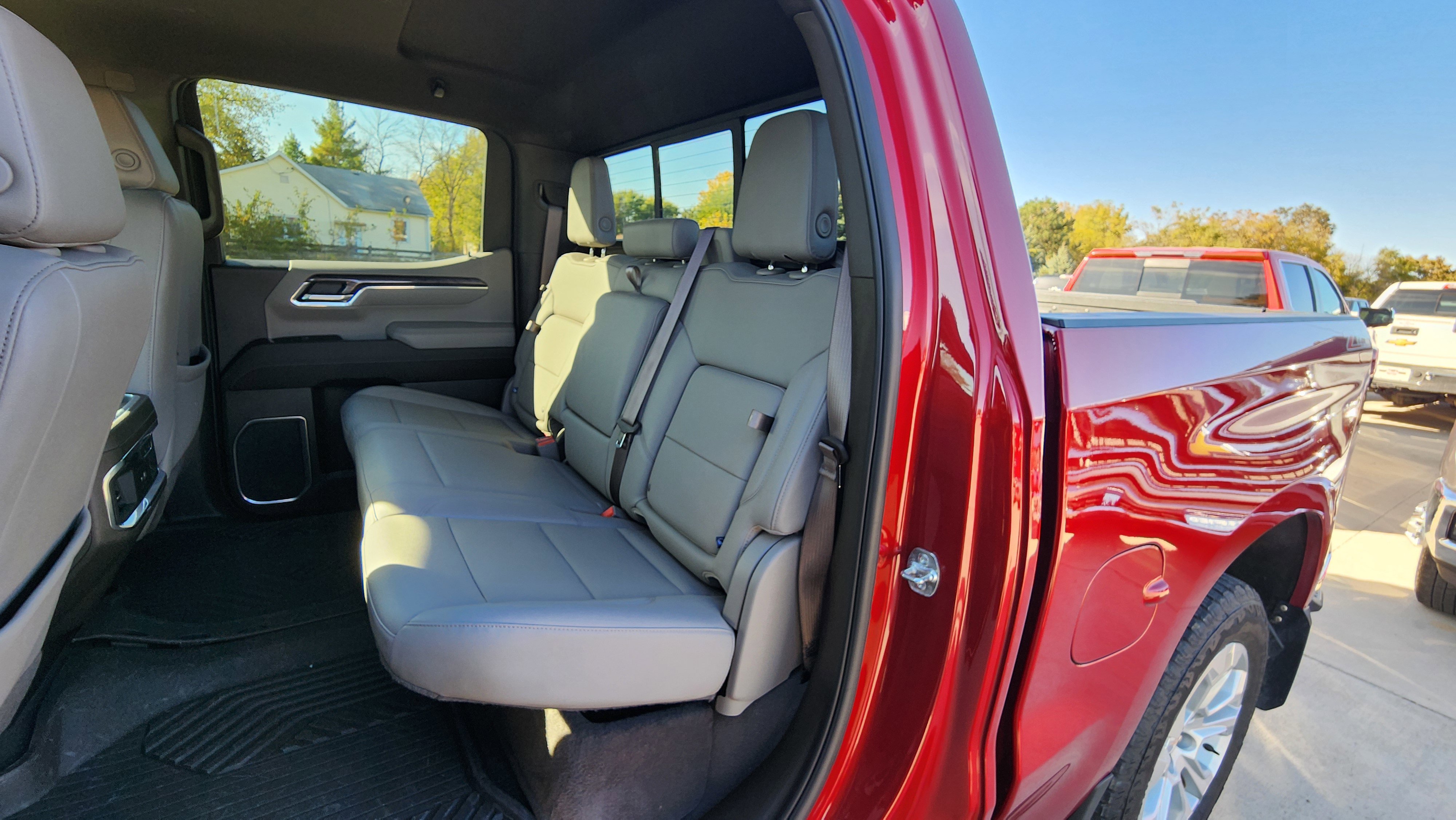 Certified 2025 Chevrolet Silverado 1500 LTZ w/ Z71 Off-Road Package image 19