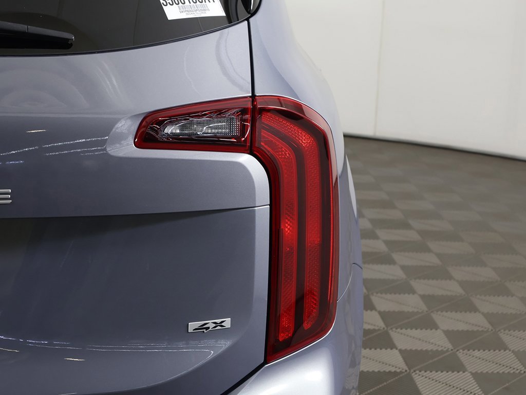 Used 2023 Kia Telluride S image 17