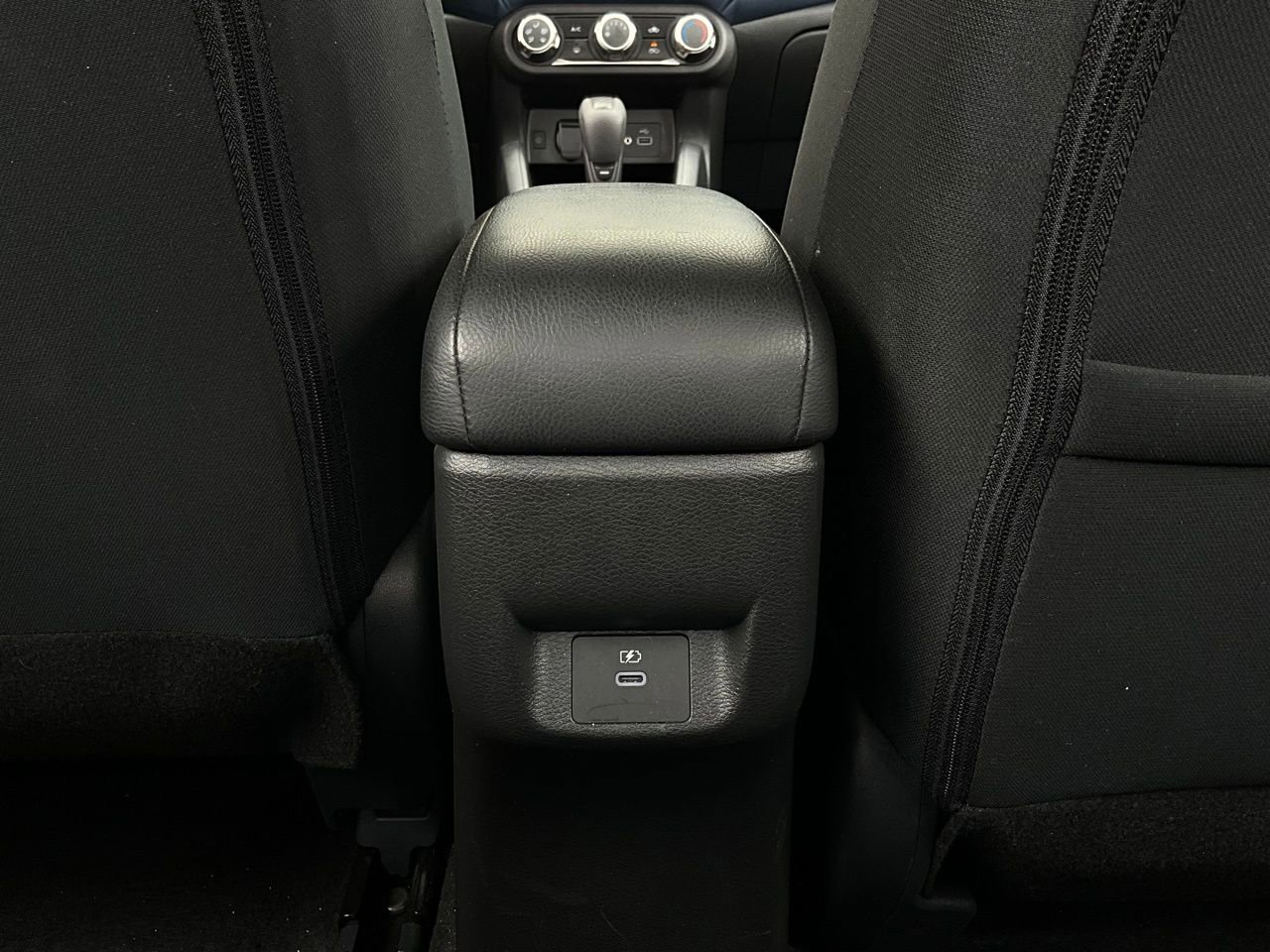 Used 2025 Nissan Versa SV image 12