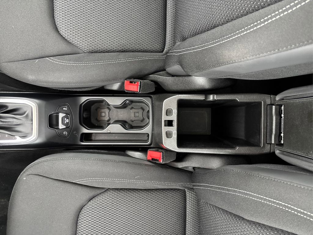 Used 2023 Jeep Renegade Latitude w/ Sun/Sound Group image 21