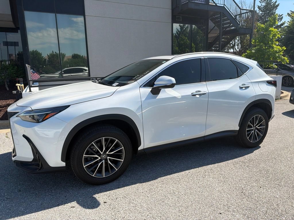 Certified 2024 Lexus NX 250 FWD image 19