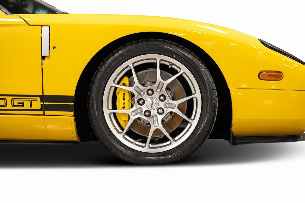 Used 2005 Ford GT image 37