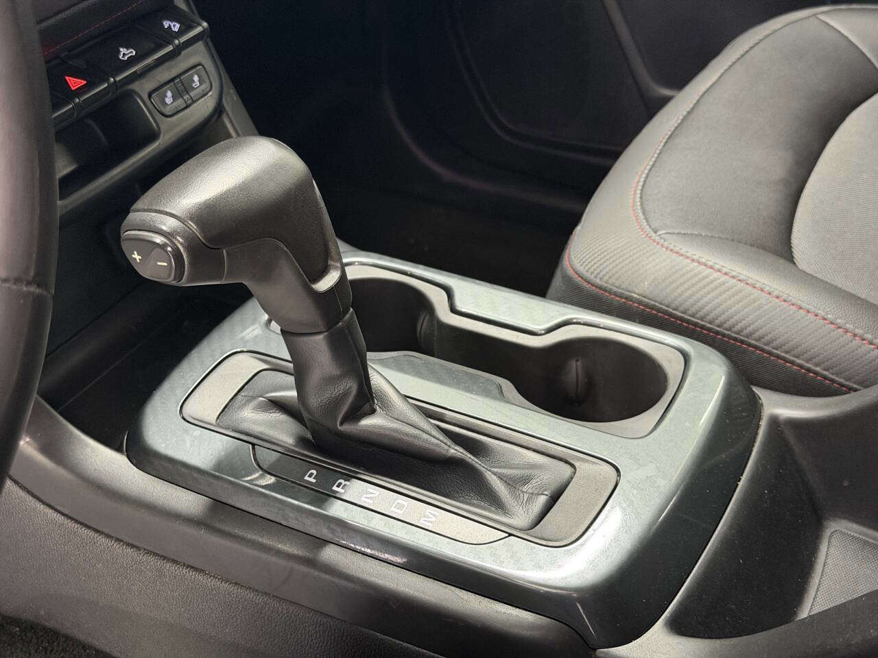 Used 2016 GMC Canyon SLE w/ All Terrain Adventure Package image 25