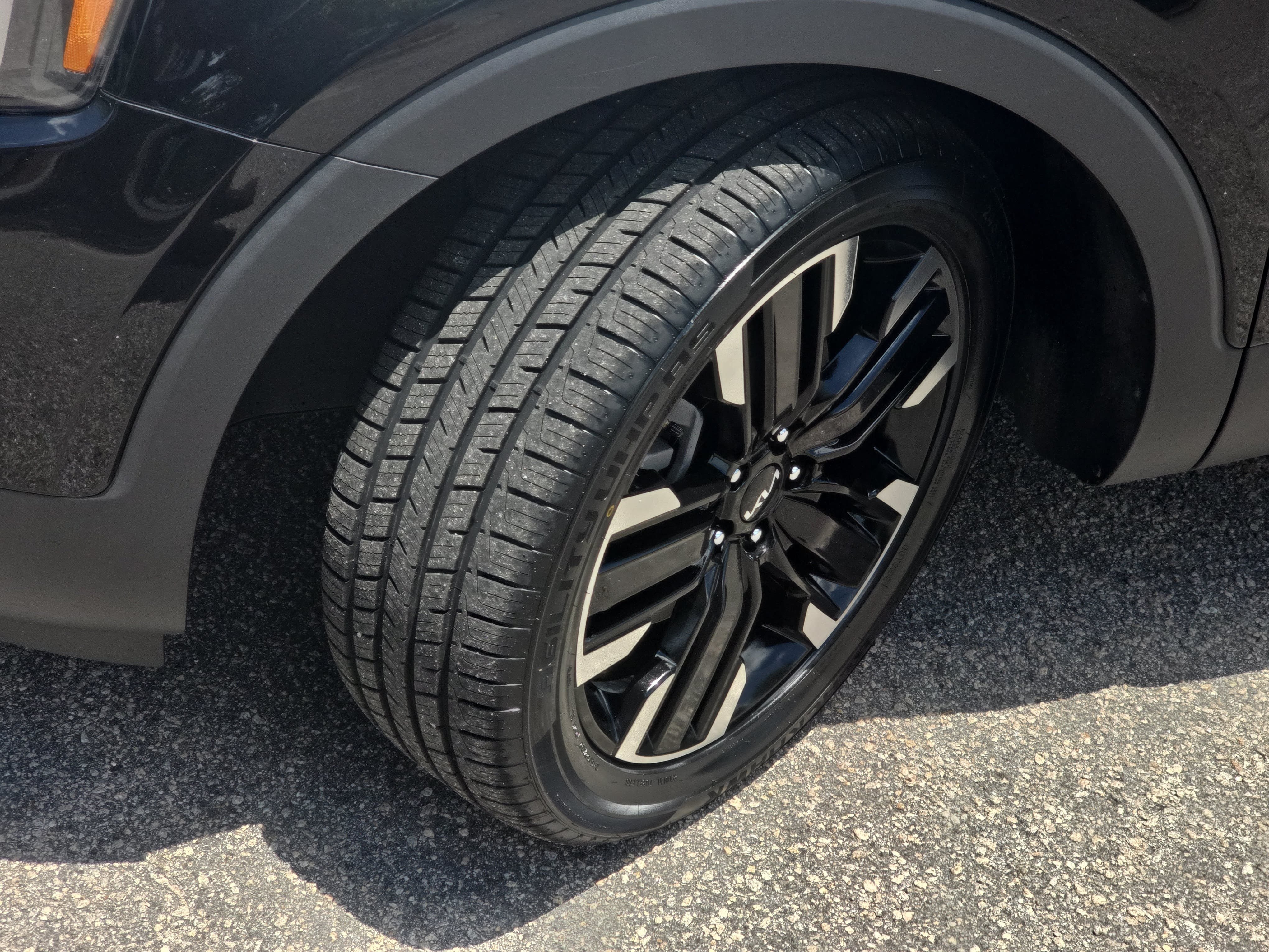 Used 2023 Kia Telluride SX FWD image 36