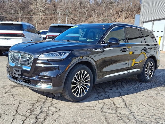 Used 2020 Lincoln Aviator Reserve w/ Equipment Group 201A image 3