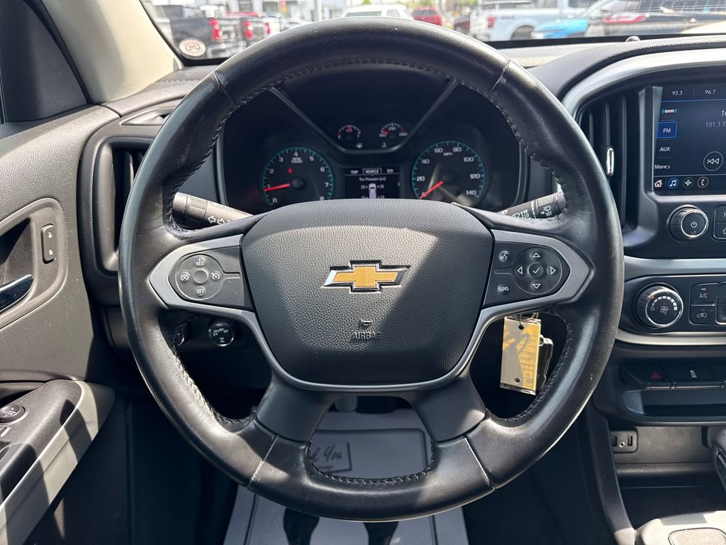 Used 2022 Chevrolet Colorado LT w/ LT Convenience Package AWD/4WD image 18