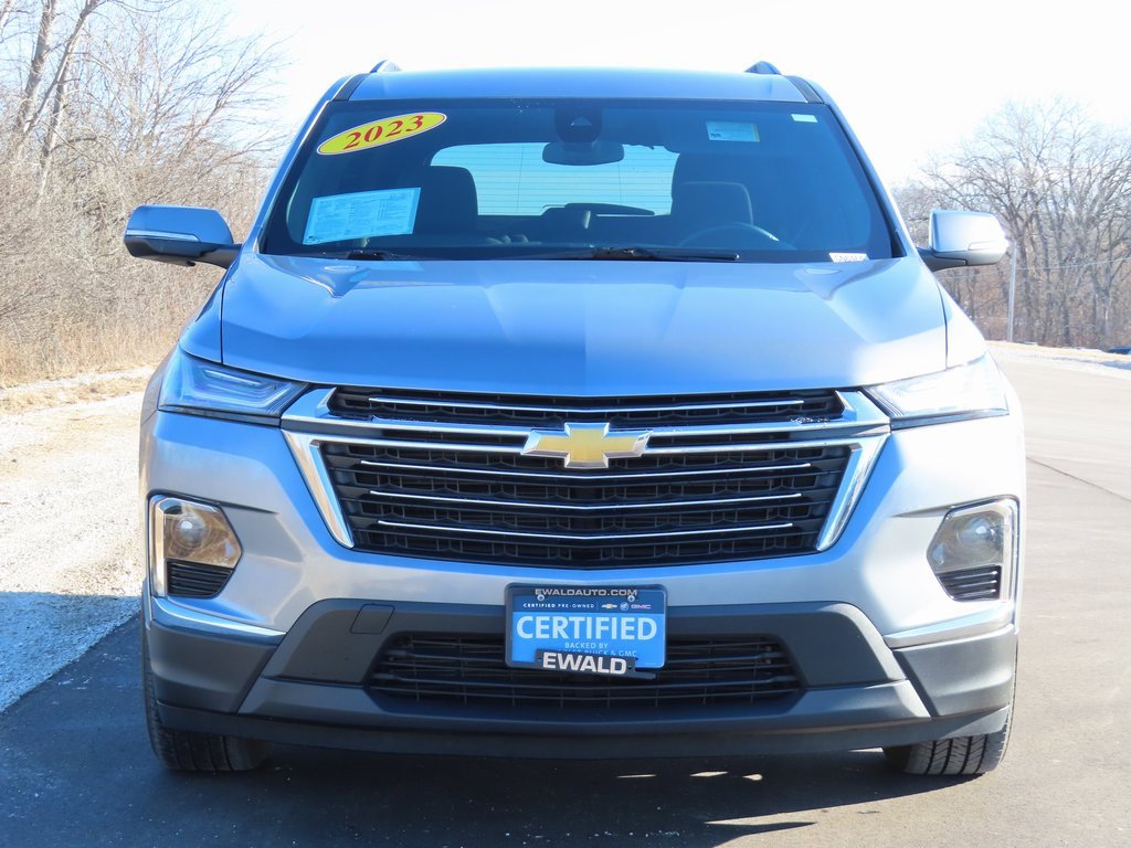 Used 2023 Chevrolet Traverse LT image 12