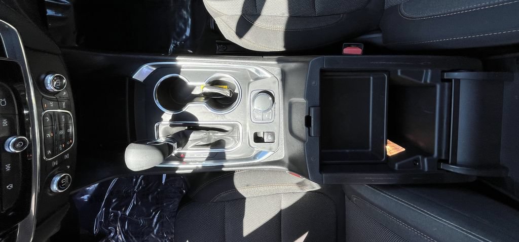 Certified 2021 Chevrolet Traverse LT FWD image 15