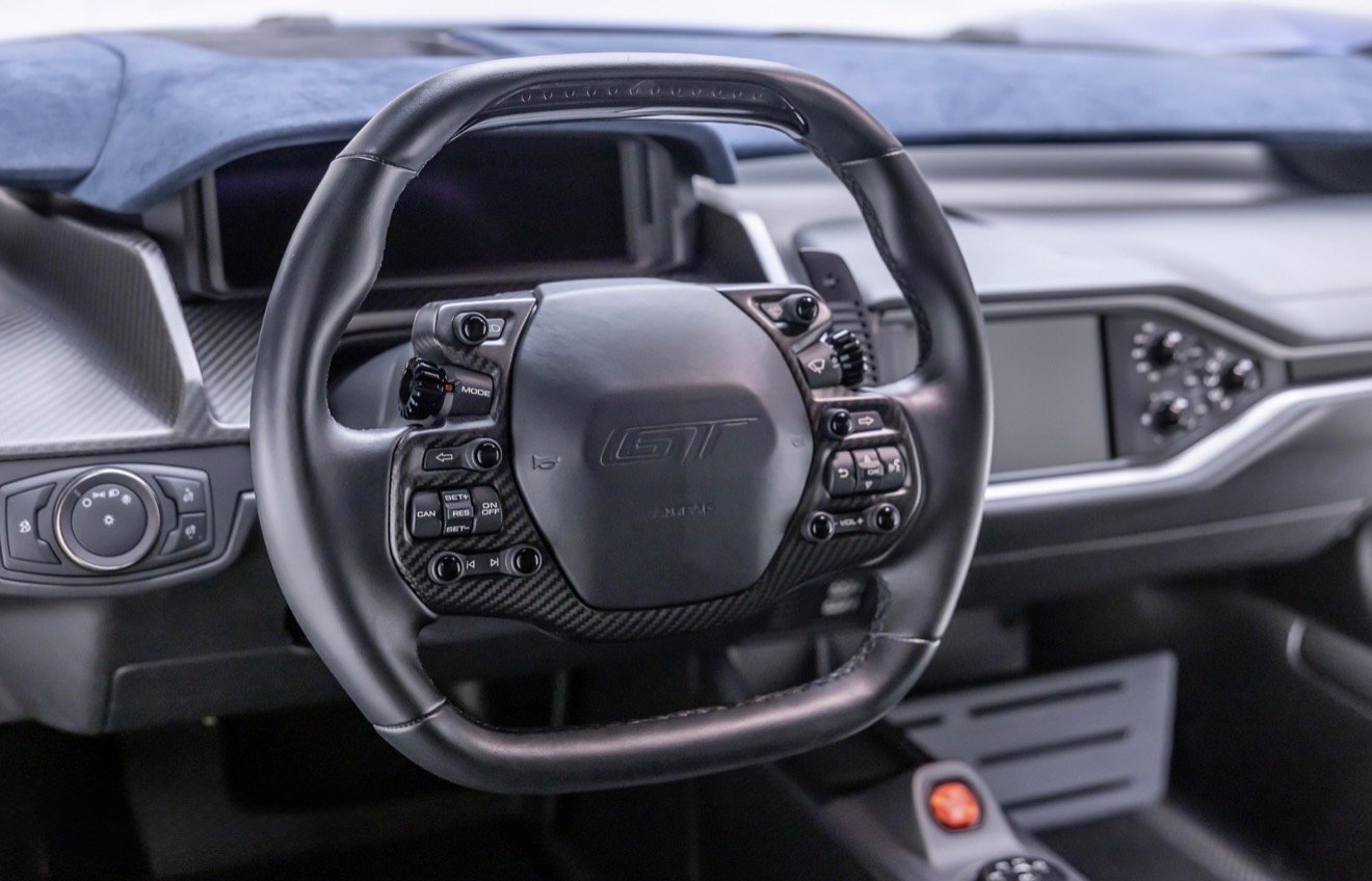 Used 2019 Ford GT RWD image 34